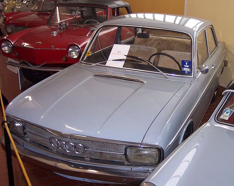 Audi 60