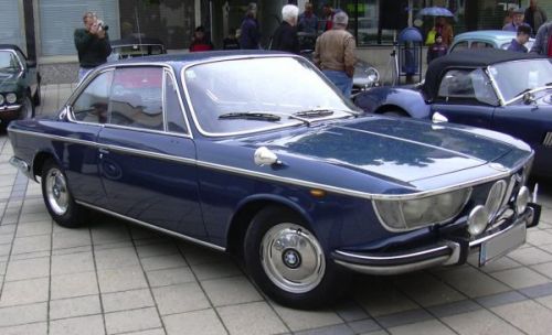 BMW 2000 CS: 4 фото