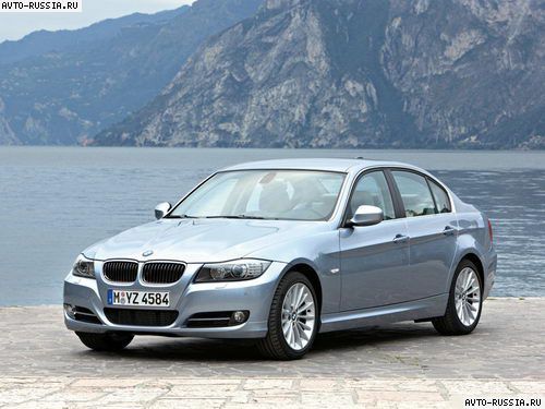 BMW 330i: 9 фото