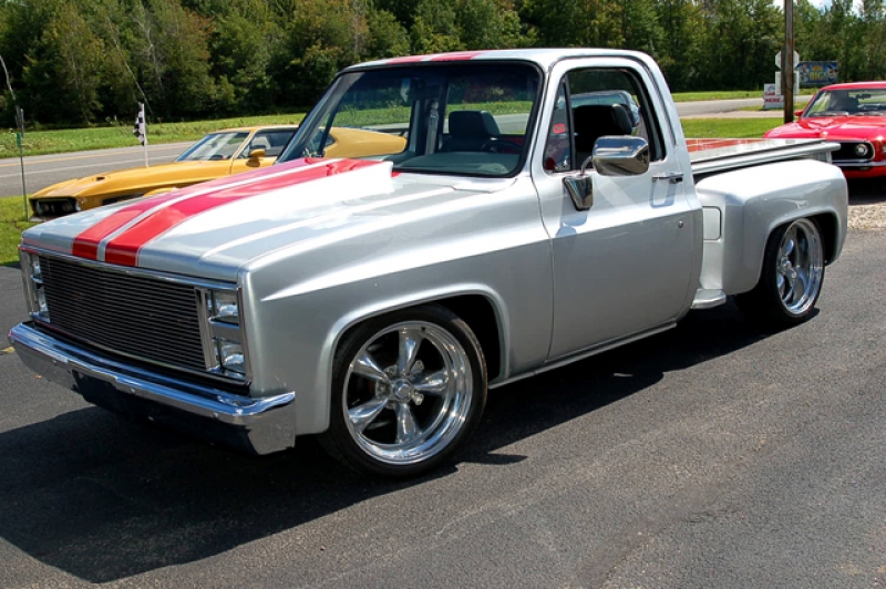 Chevrolet C-10: 7 фото