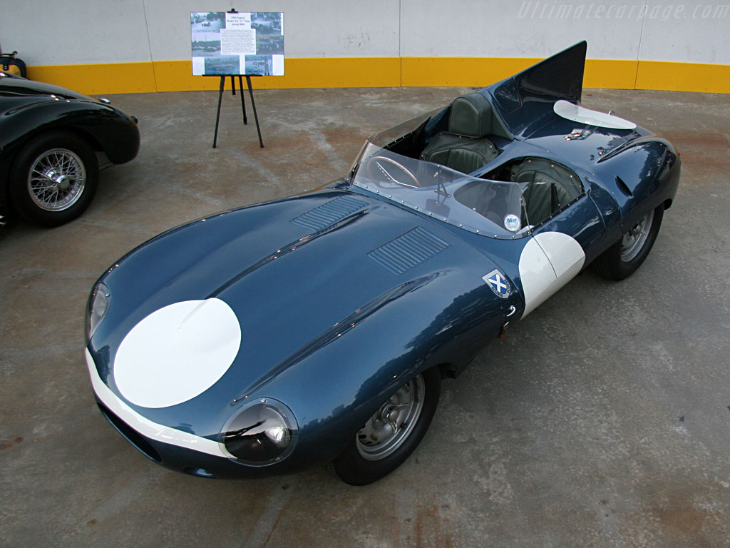 Jaguar D-Type: 5 фото