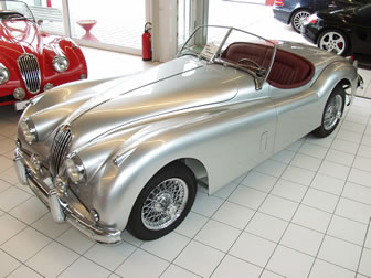 Jaguar XK 140: 7 фото