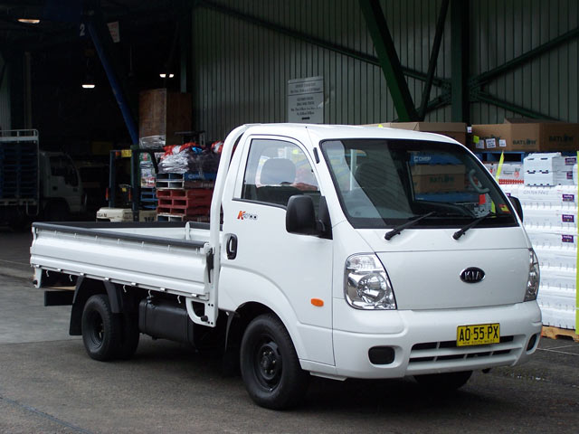 Kia K2700