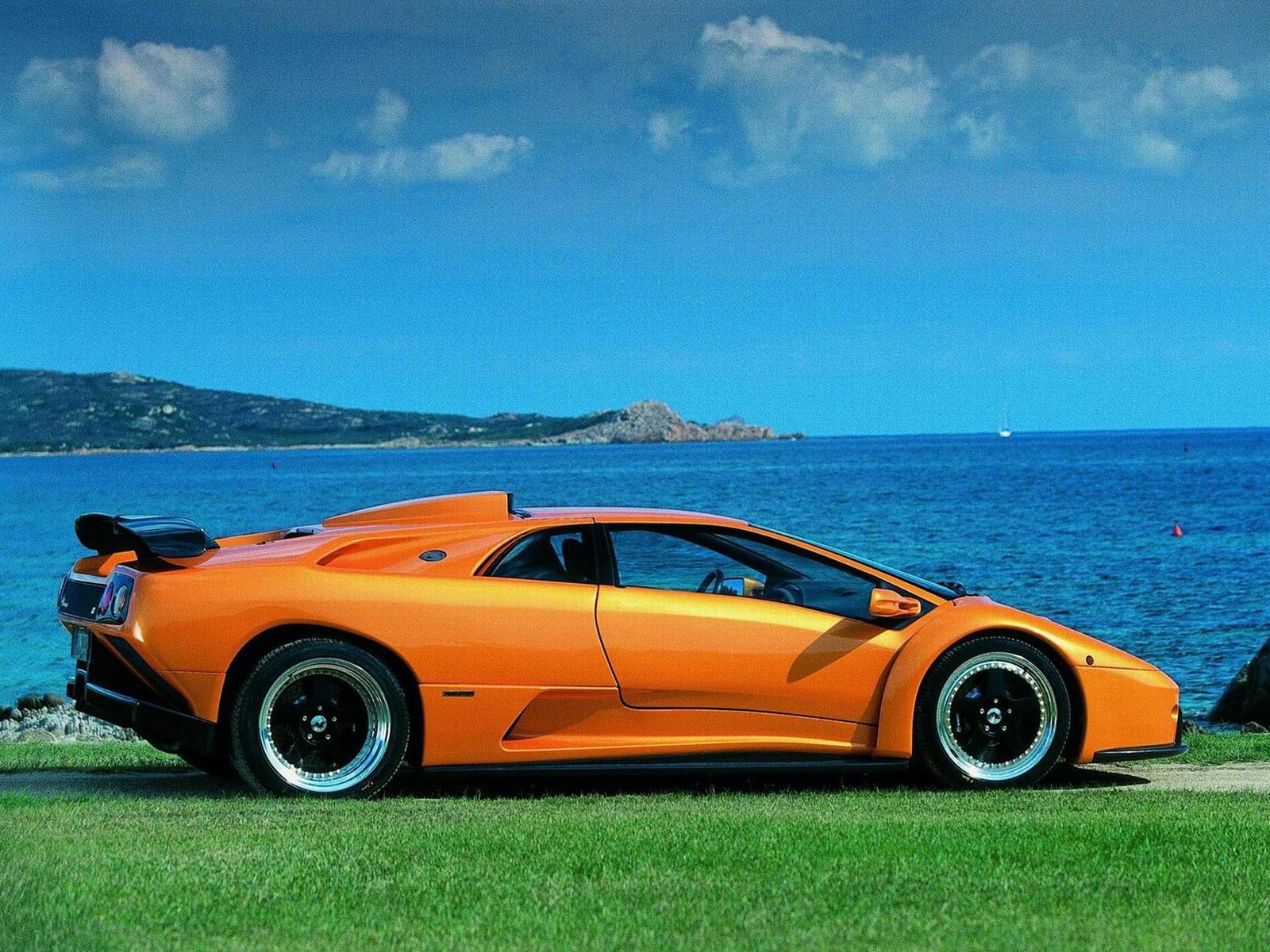 Lamborghini Diablo GT: 6 фото