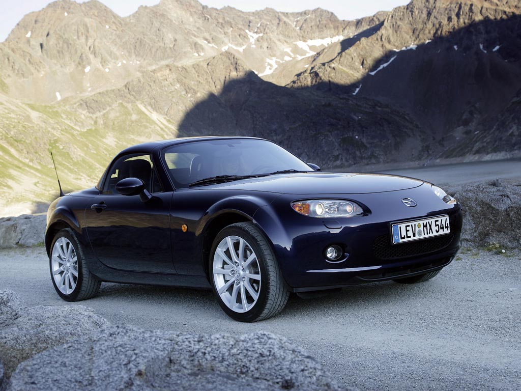 Mazda MX-5: 9 фото