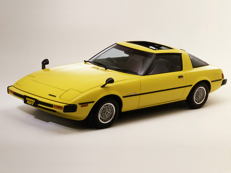 Mazda Savanna RX-7: 12 фото