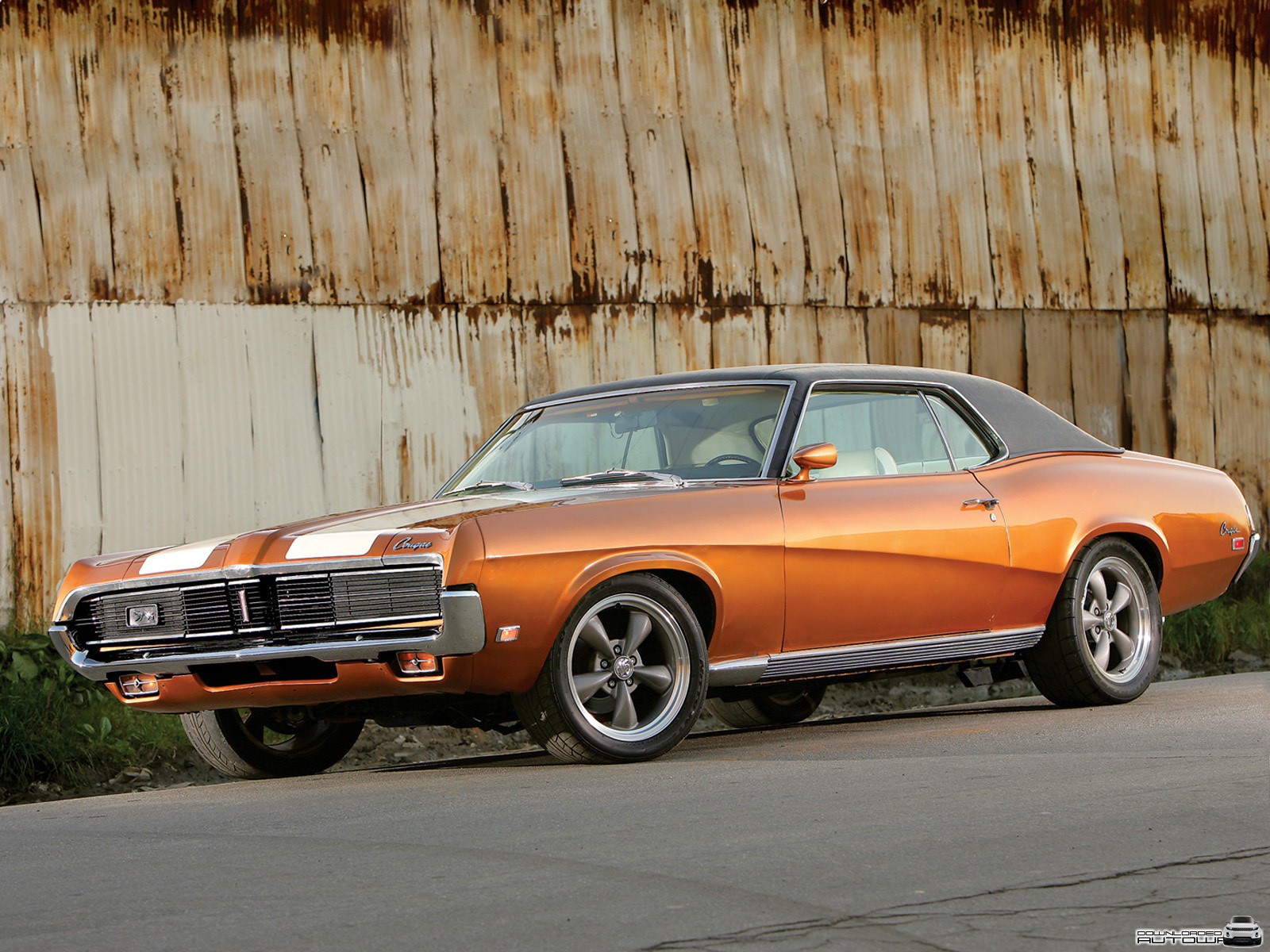 Mercury Cougar: 9 фото