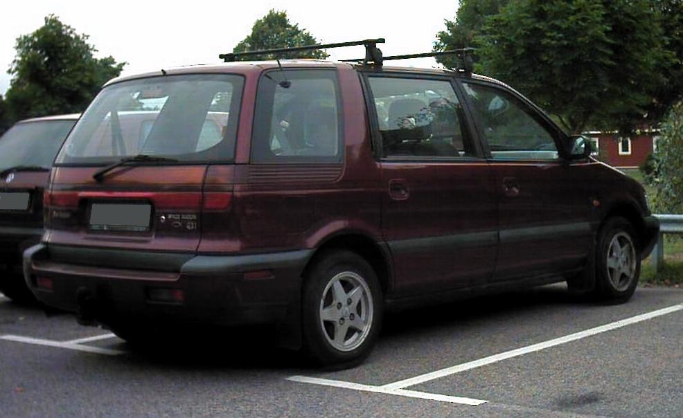 Mitsubishi Space Wagon