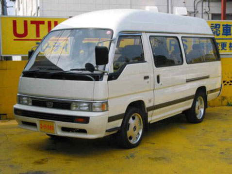 Nissan Homy: 10 фото