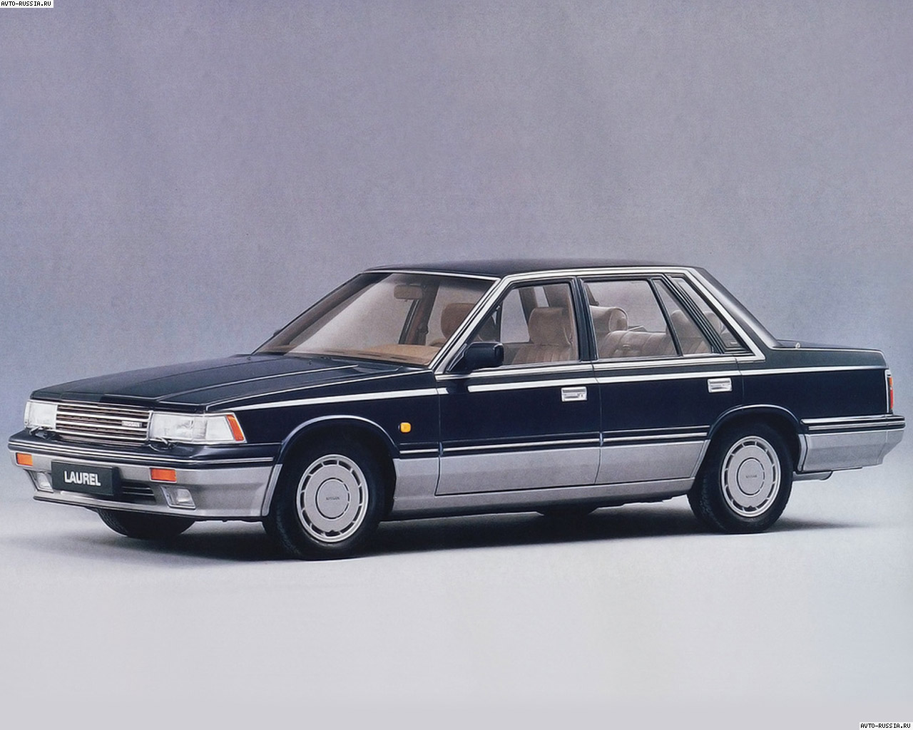 Nissan Laurel: 5 фото