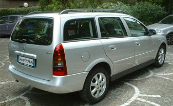 Opel Astra Estate - 355 x 219, 12 из 14