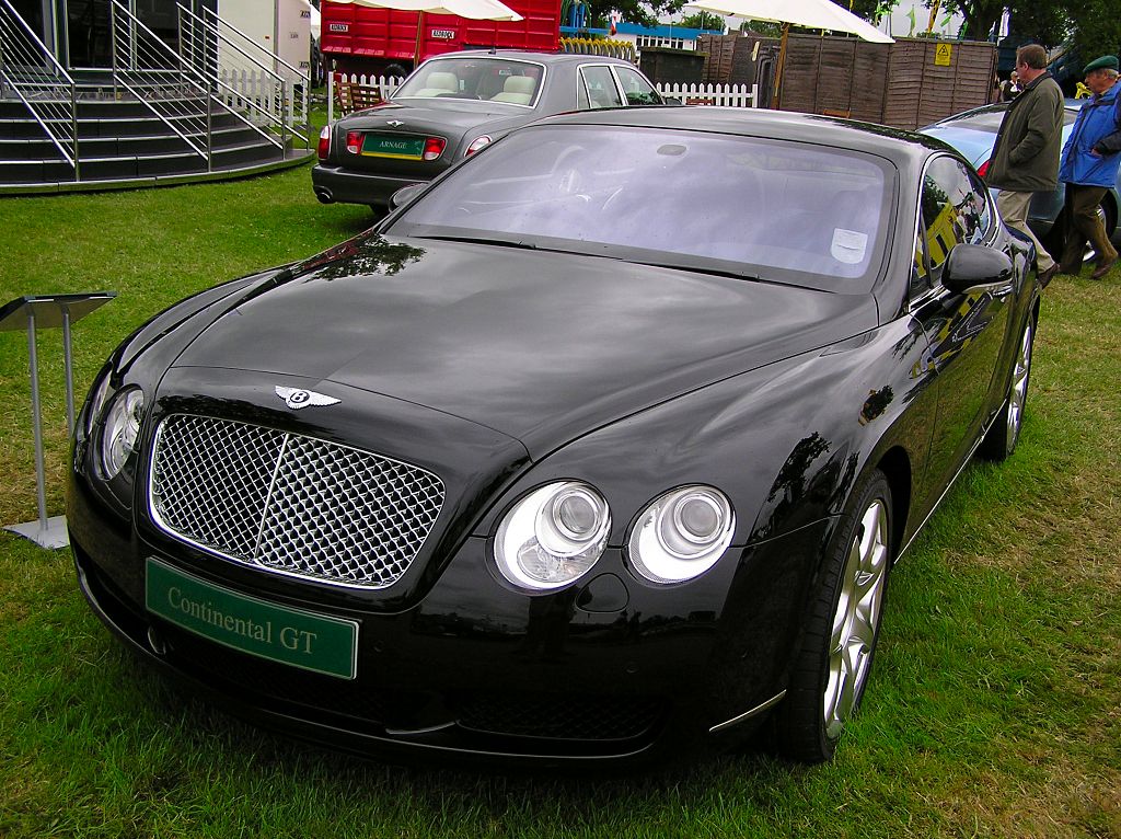 Bentley: 5 фото