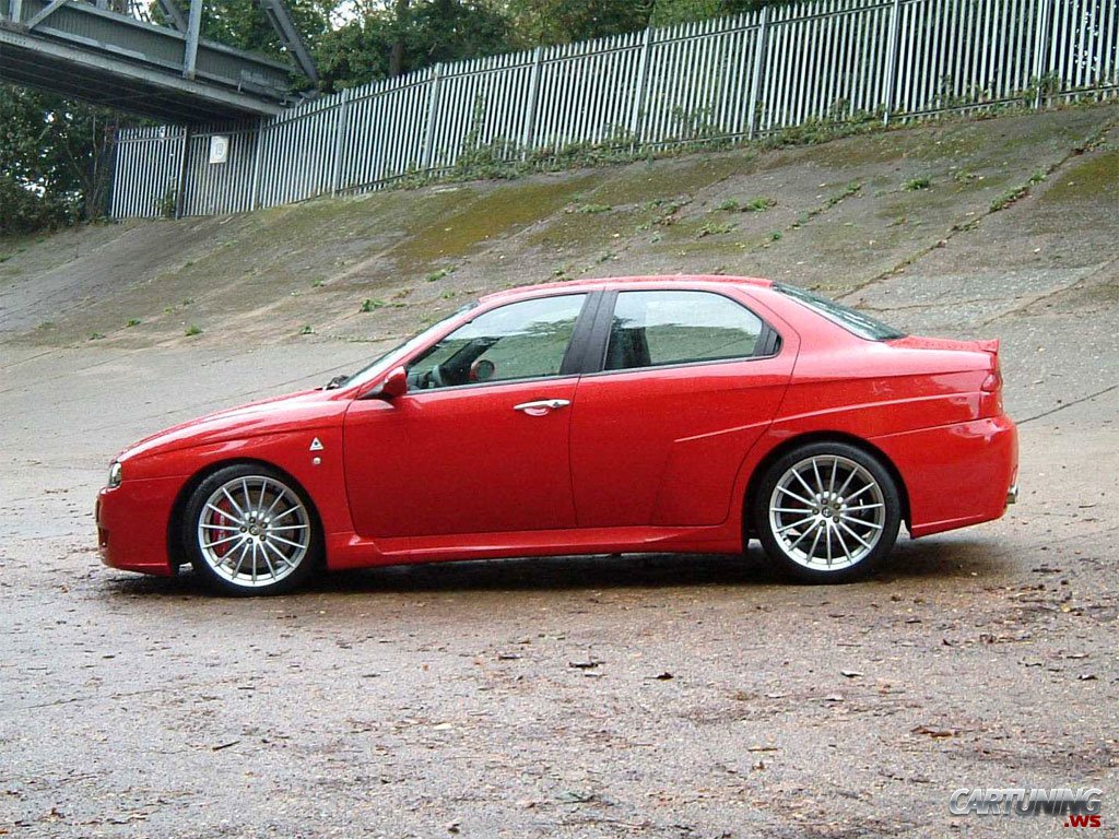 Alfa Romeo 156: 3 фото
