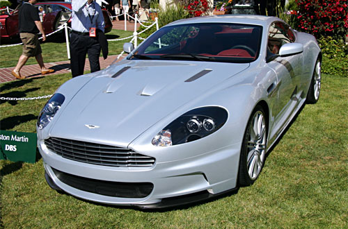 Aston Martin DBS: 9 фото