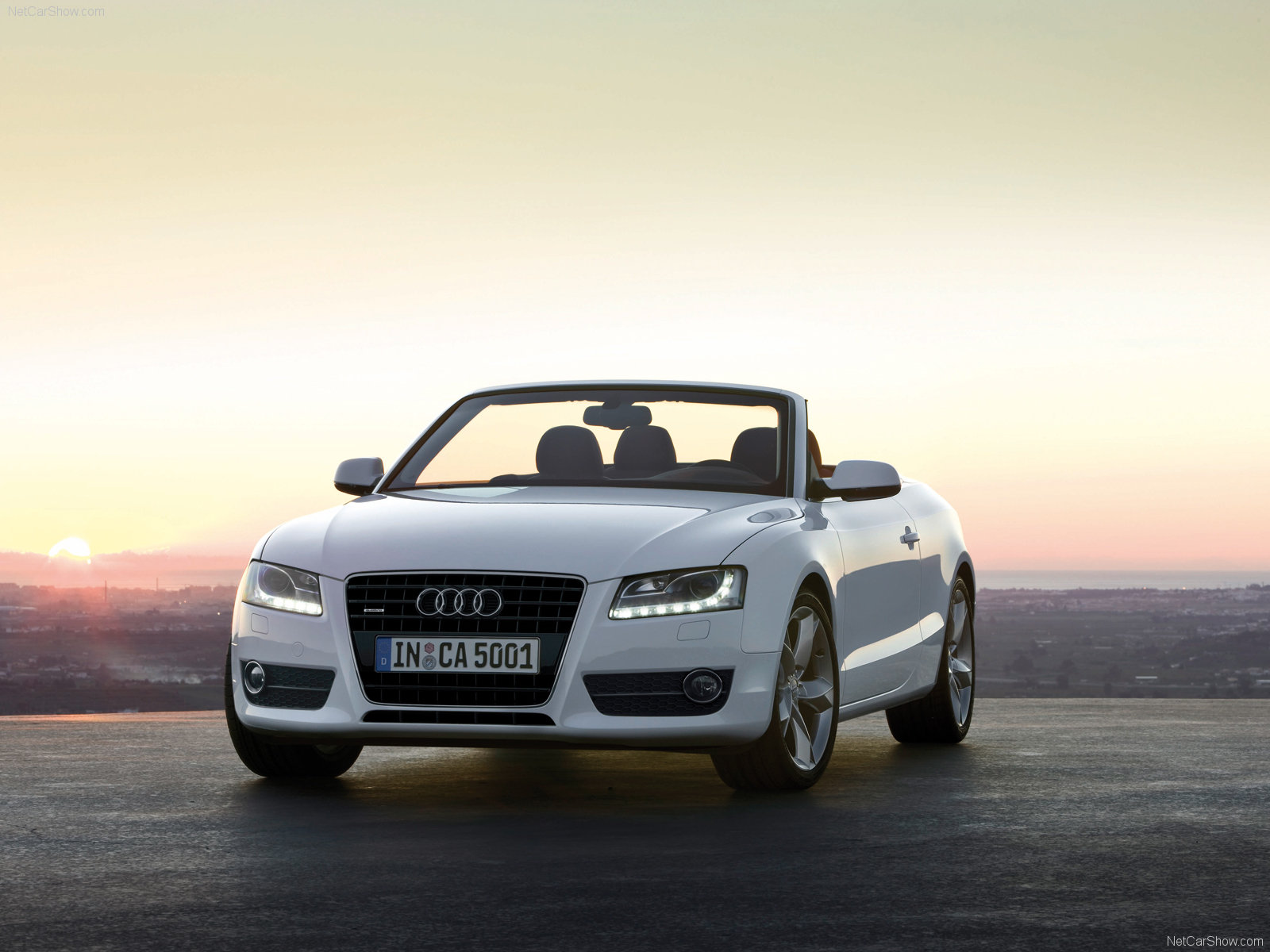 Audi A5 Cabriolet: 7 фото