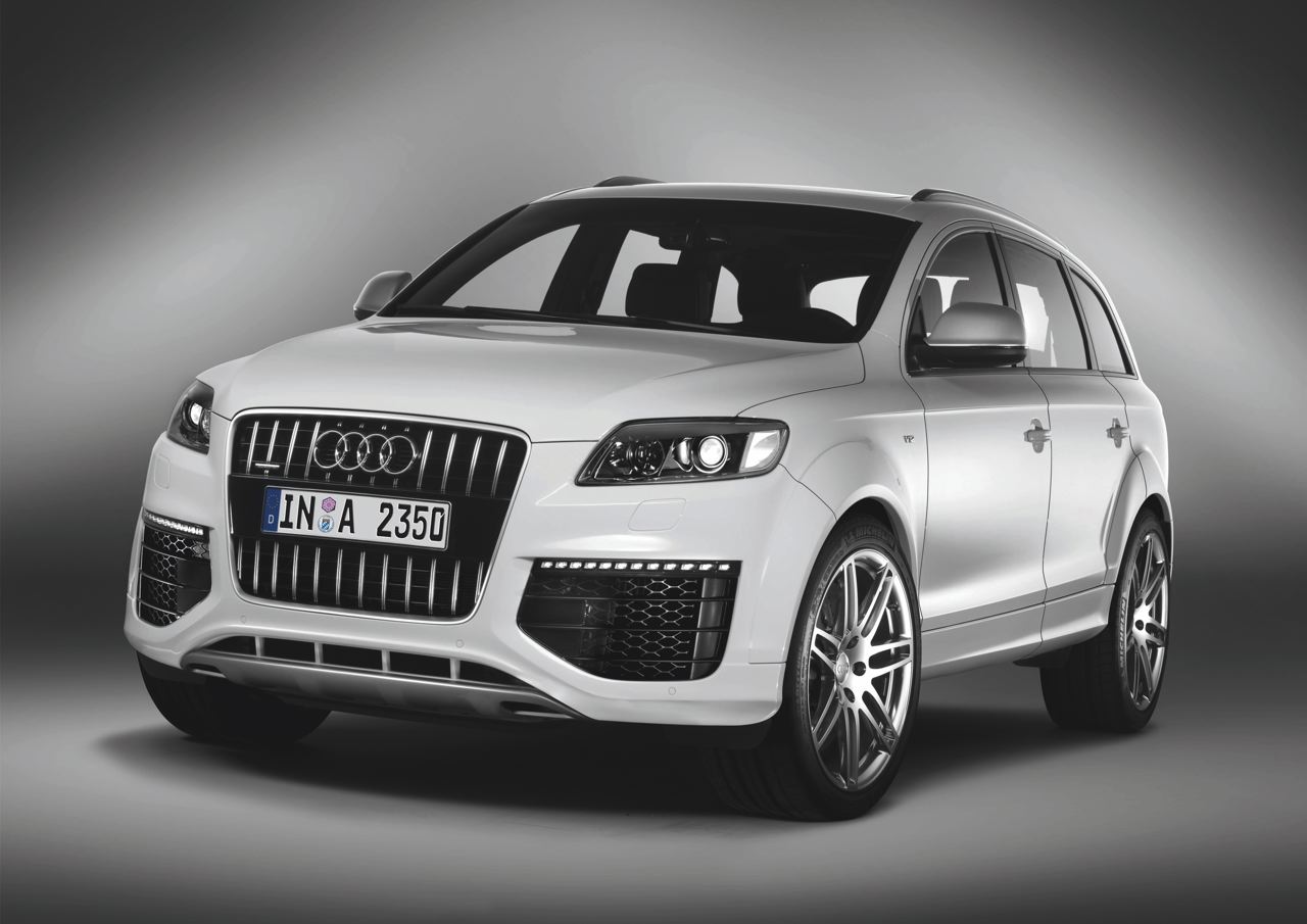 Audi Q7: 9 фото