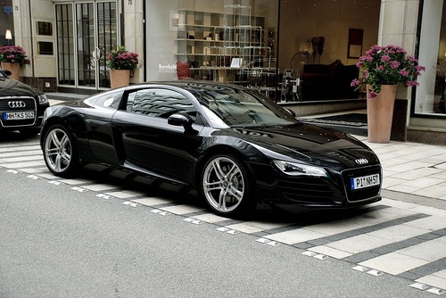 Audi R8: 6 фото