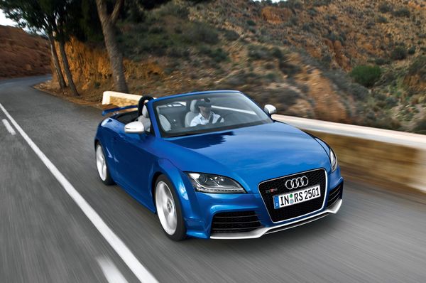 Audi TT RS Roadster: 5 фото