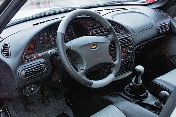 Chevrolet Niva: 6 фото
