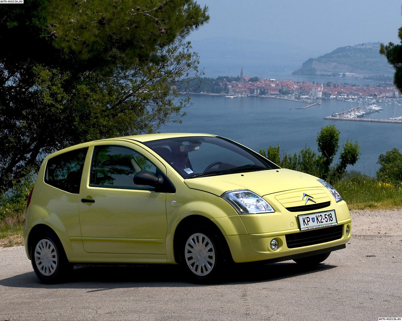 Citroen C2: 4 фото