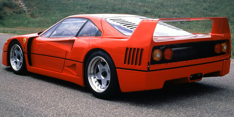 Ferrari F40: 8 фото