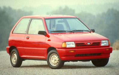 Ford Festiva: 3 фото