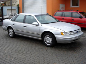 Ford Taurus: 5 фото