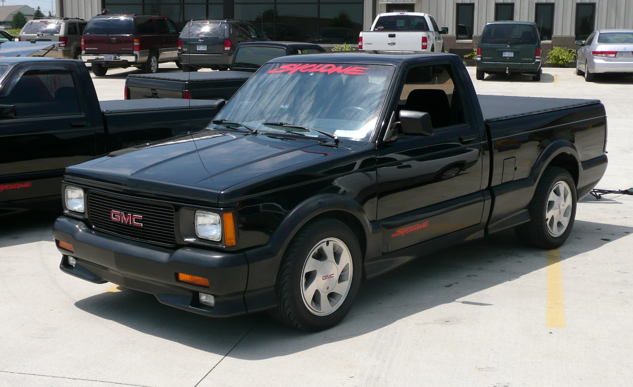 GMC Syclone: 6 фото