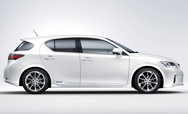 Lexus CT: 11 фото