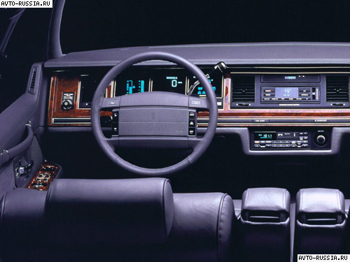 Lincoln Town Car II