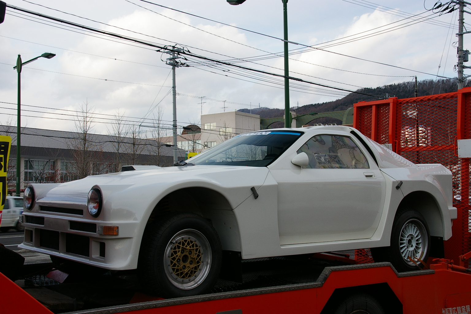 Mazda RX-7 SA: 7 фото