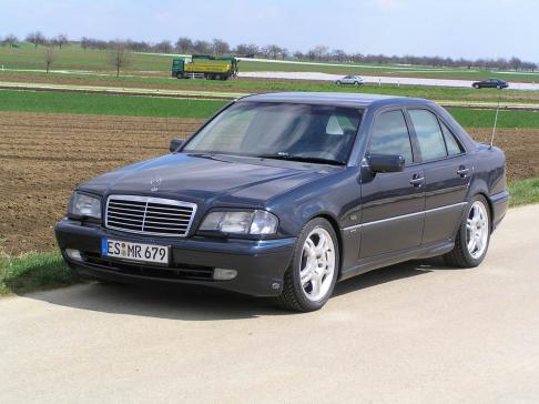 Mercedes C-class W202: 5 фото