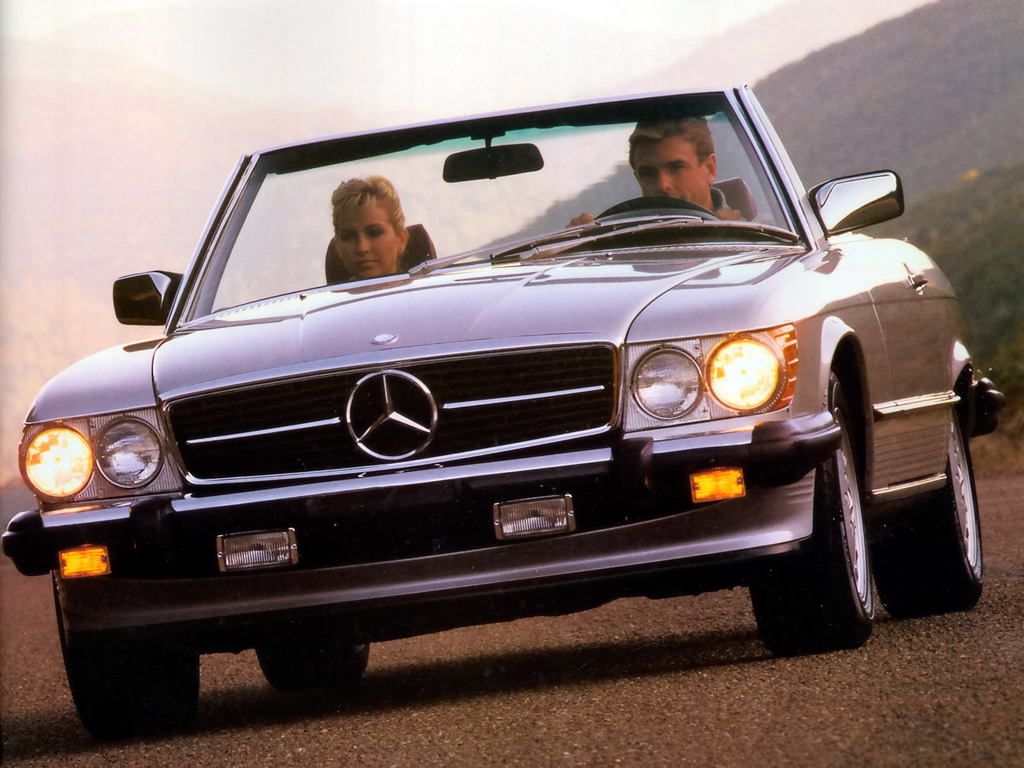 Mercedes SL-class R107: 5 фото