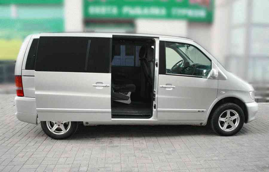 Mercedes V-class: 9 фото