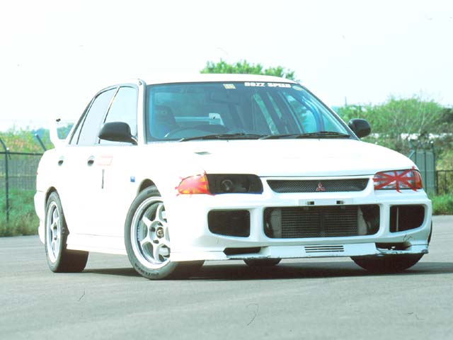 Mitsubishi Lancer III: 10 фото