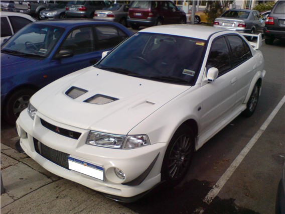 Mitsubishi Lancer VI: 11 фото