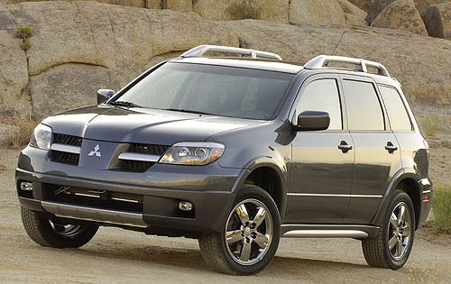 Mitsubishi Outlander I: 4 фото