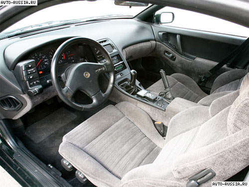 Nissan 300ZX: 2 фото