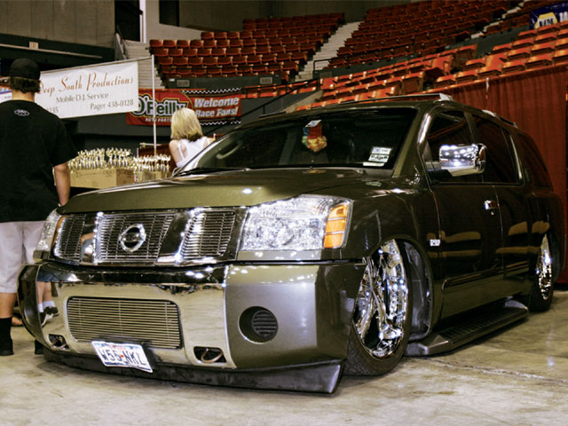 Nissan Armada: 9 фото