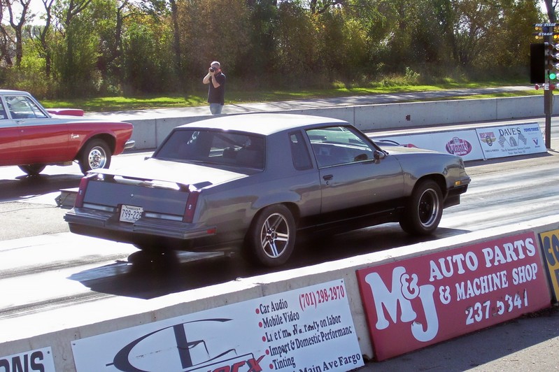 Oldsmobile Cutlass: 12 фото