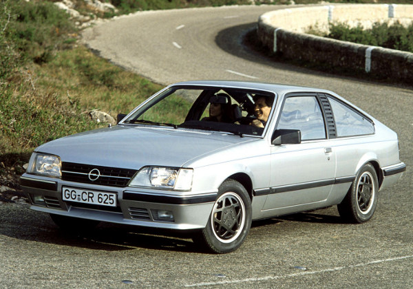 Opel Monza: 2 фото