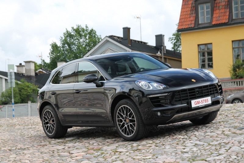 Porsche Macan S: 11 фото