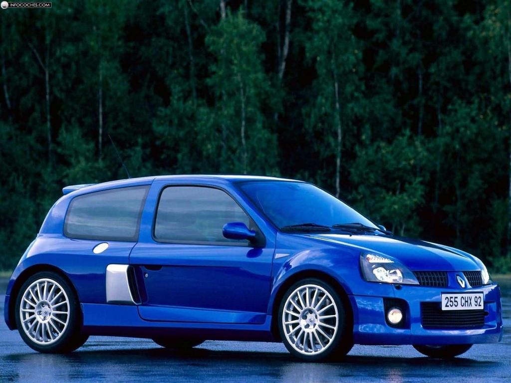 Renault Clio Sport: 12 фото