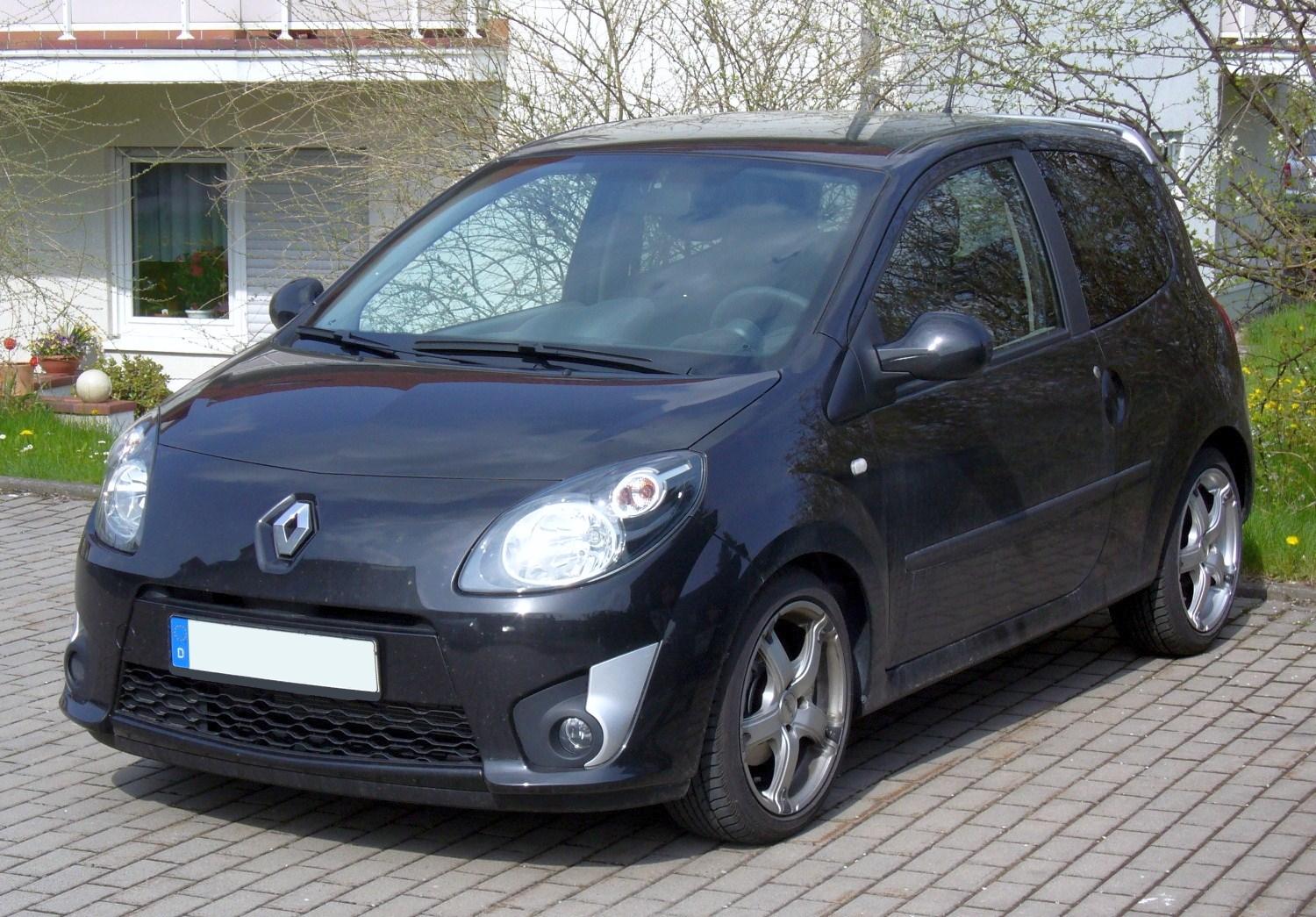 Renault Twingo II: 9 фото