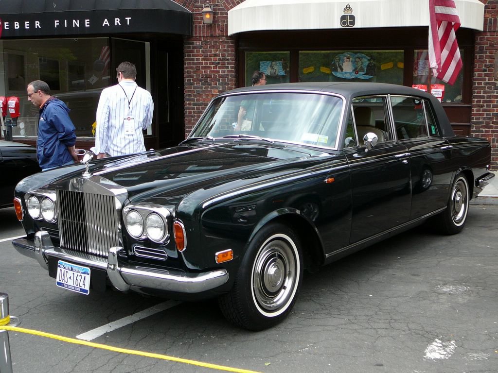 Rolls-Royce Silver Shadow: 2 фото