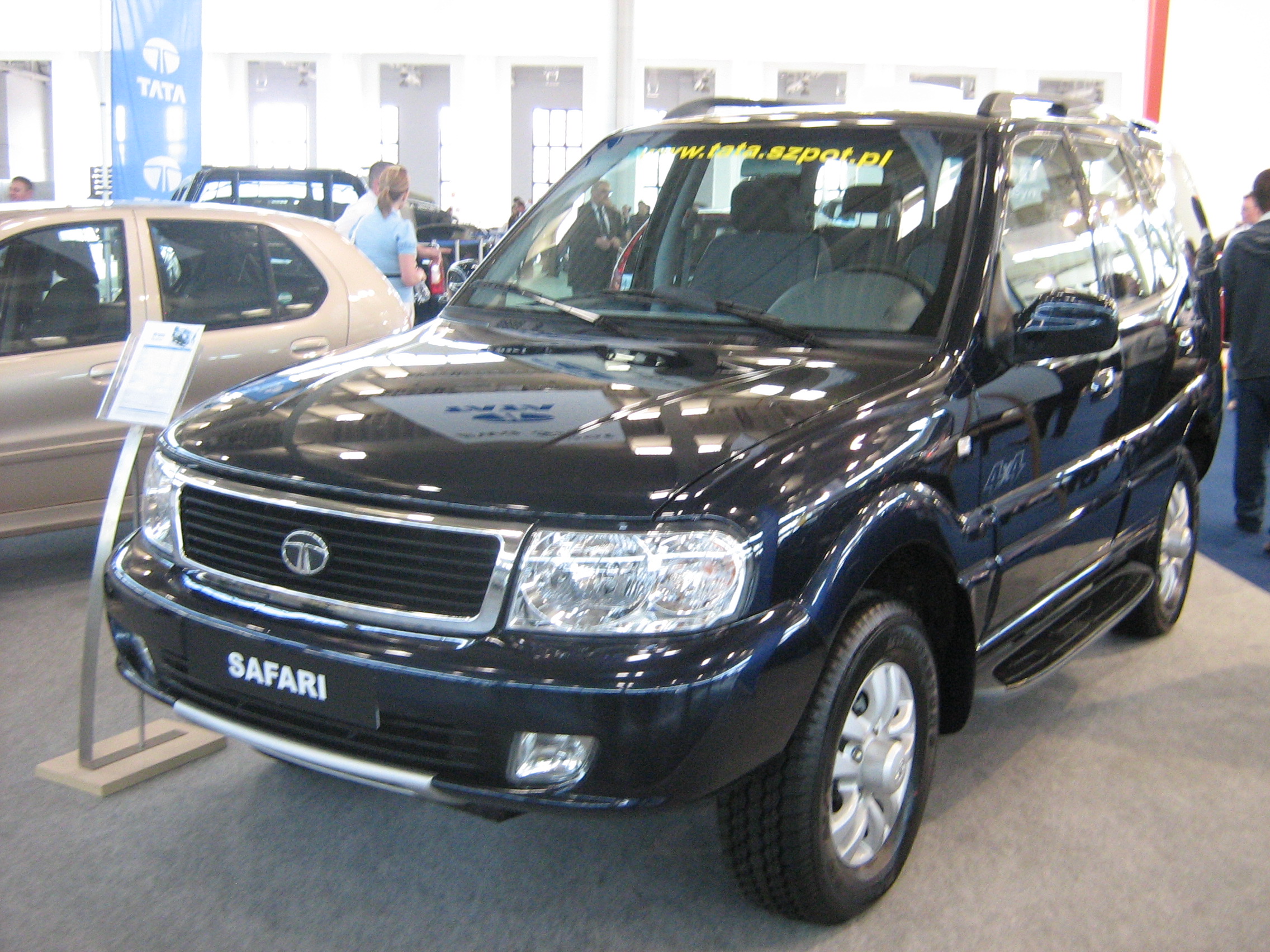 TATA Safari: 10 фото