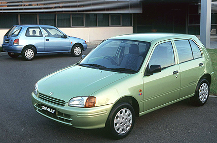 Toyota Starlet: 8 фото