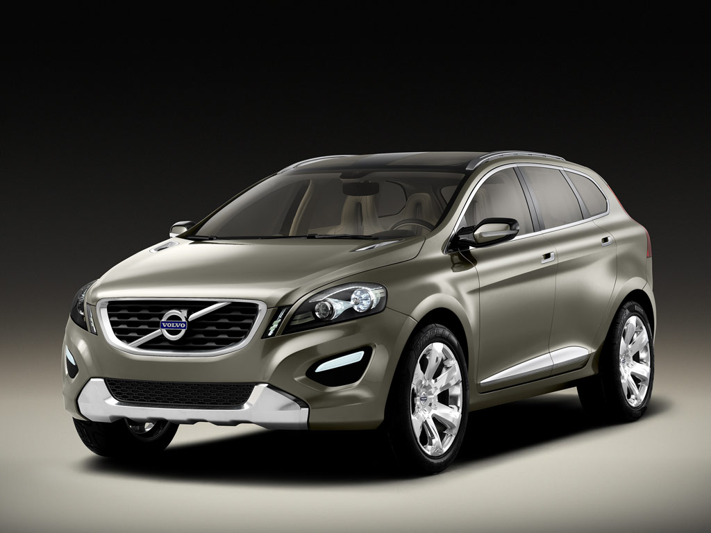 Volvo XC60: 4 фото